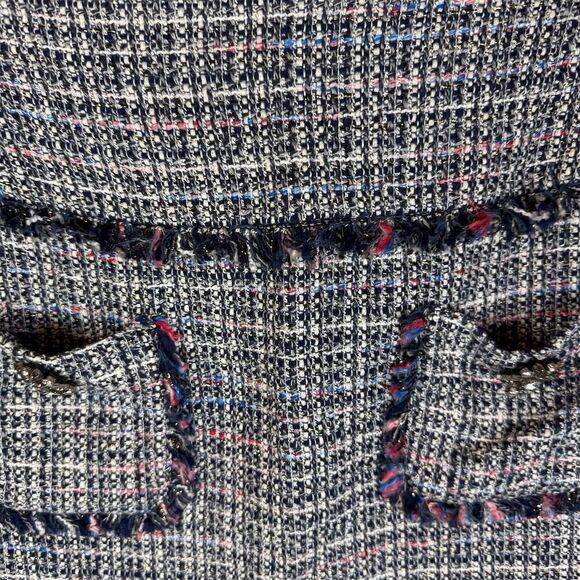 NWT Zara Women's Blue Tweed Mini Skirt Size Large Gem Applique‎ Fringe Pockets - Picture 3 of 6